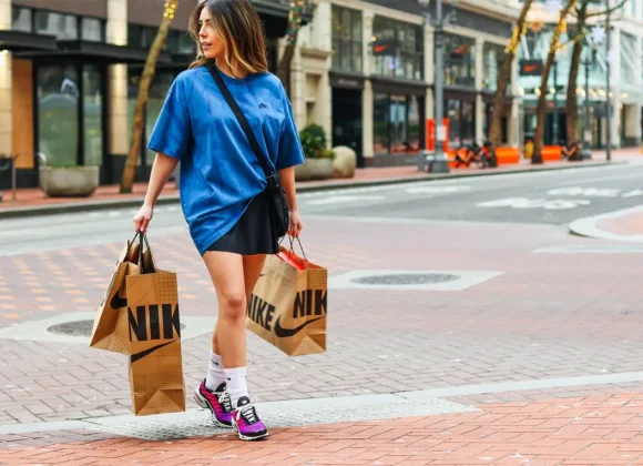 How to Style Oversized T-Shirts Style Oversized T-Shirts