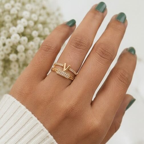 Luxury Gold V Design Adjustable Open Ring for Women